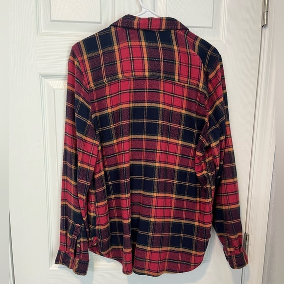 Flannel button up AE - Picture 2 of 3